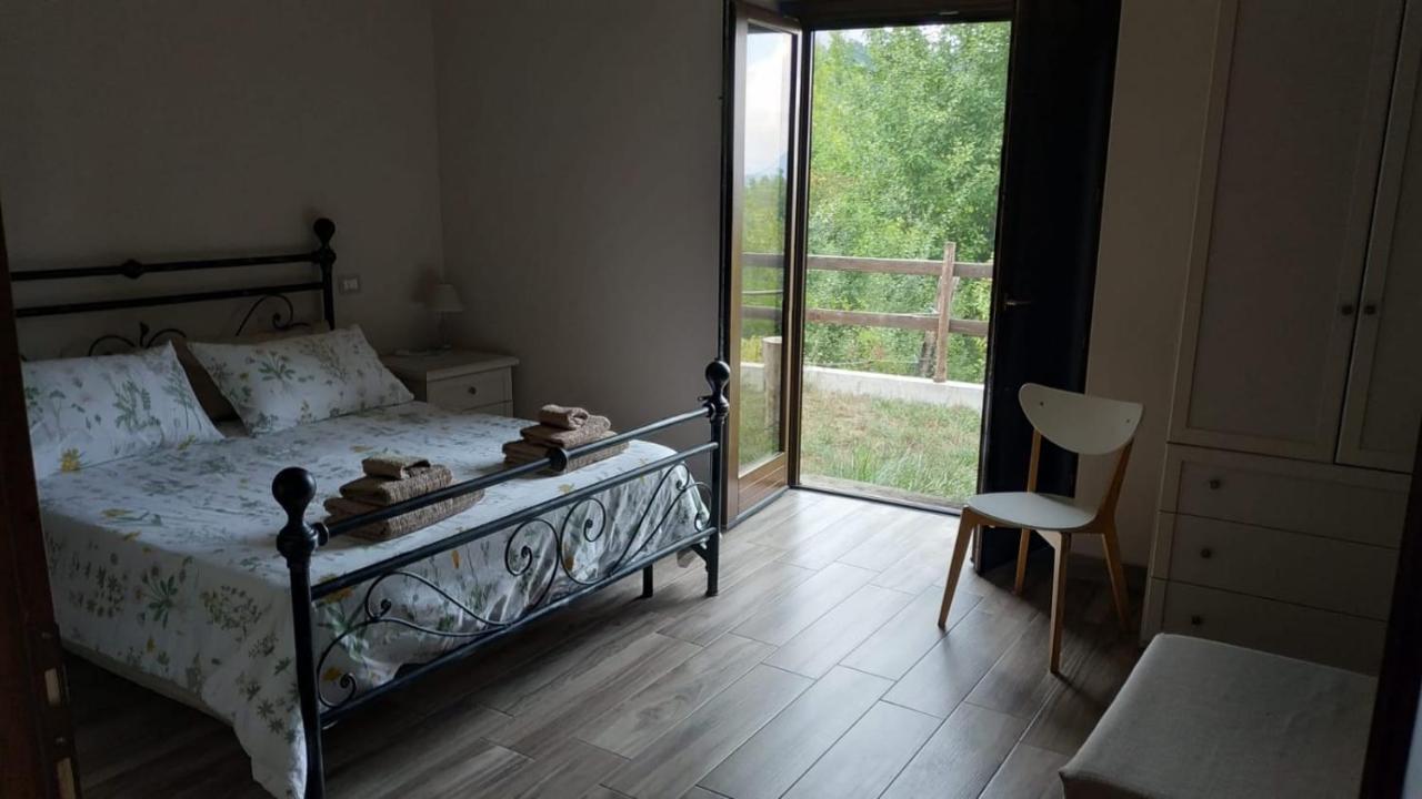 "Il Casaletto" Agriturismo Moderno, Vista Panoramica E Cibo Spettacolare- Scurcola Marsicana Exteriör bild